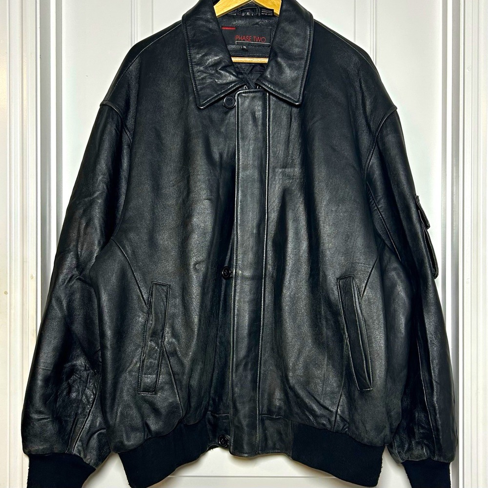 Phase Two Vintage 90s Genuine Leather Black Lined Button Full Zip Bomber Jacket